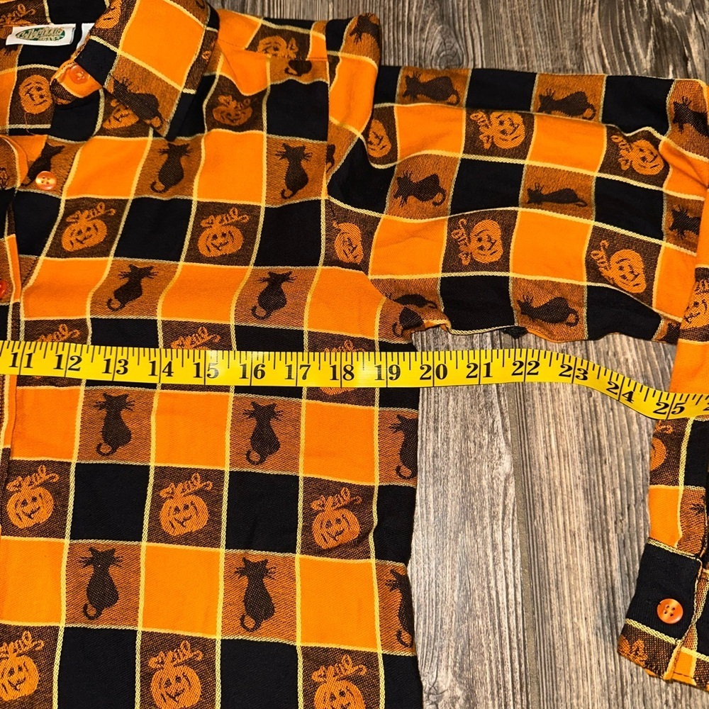 Collections Etc. Orange and Black Halloween Button Down Black Cat Pumpkin Plaid - Picture 5 of 7